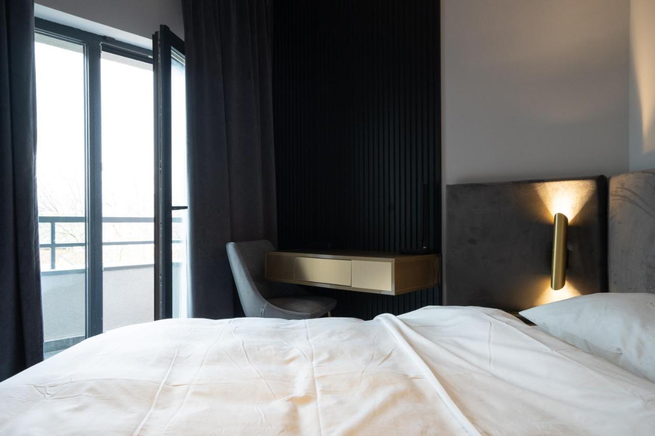 Hotel Cristal คลูจ-นาโปกา ภายนอก รูปภาพ